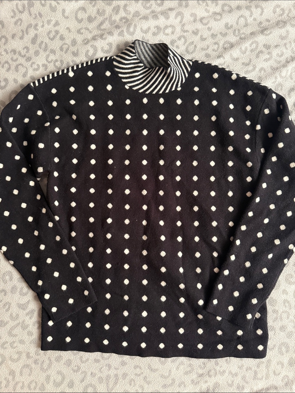 Women’s Anthropologie polka dot sweater